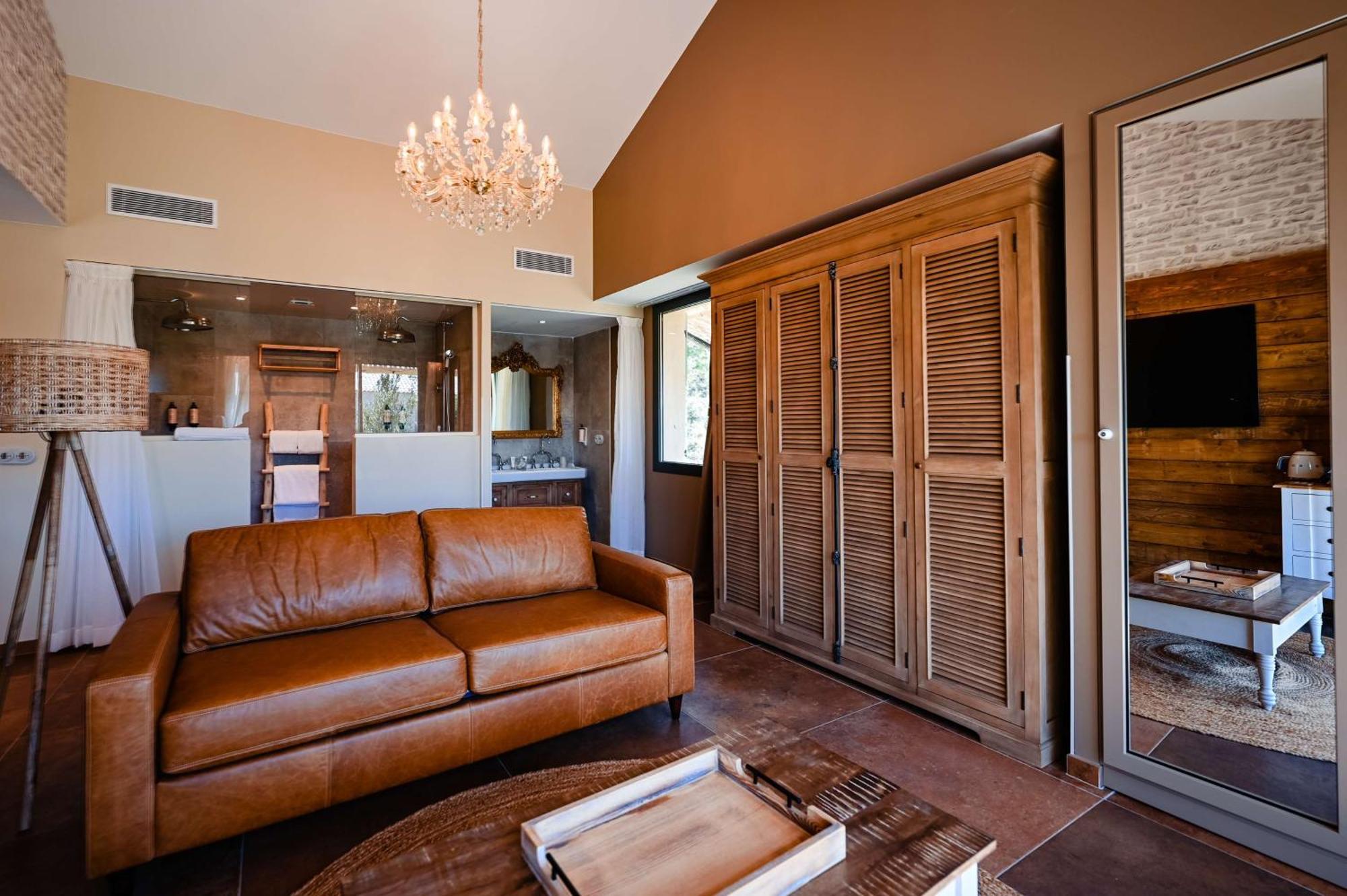Le Hameau Des Pesquiers & Spa, Curio Collection By Hilton Hotel