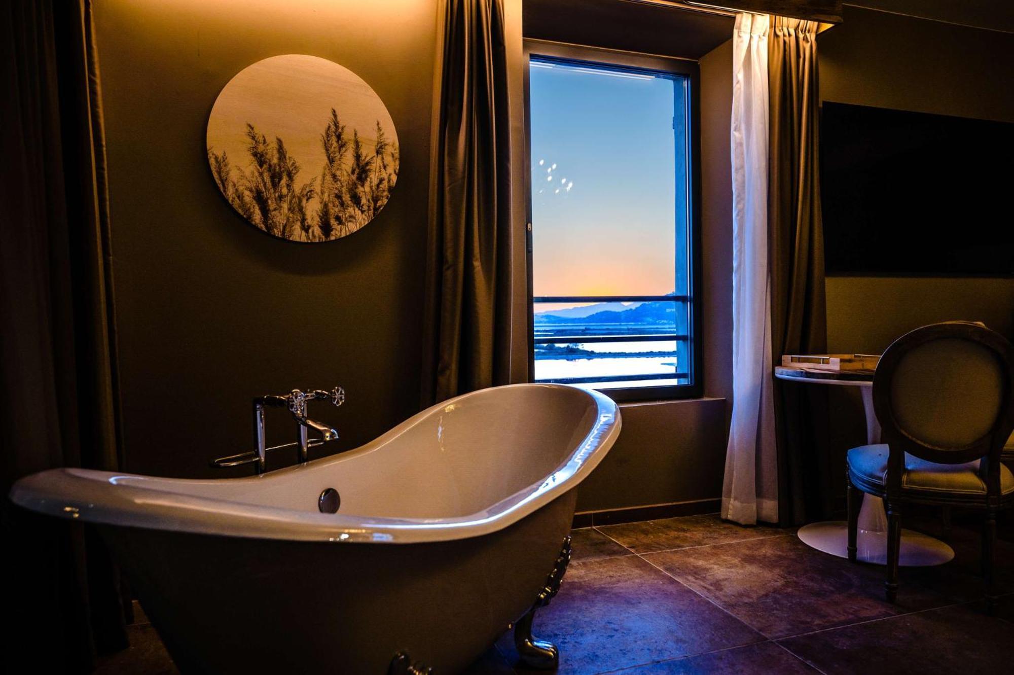 Le Hameau Des Pesquiers & Spa, Curio Collection By Hilton Hotel 5*