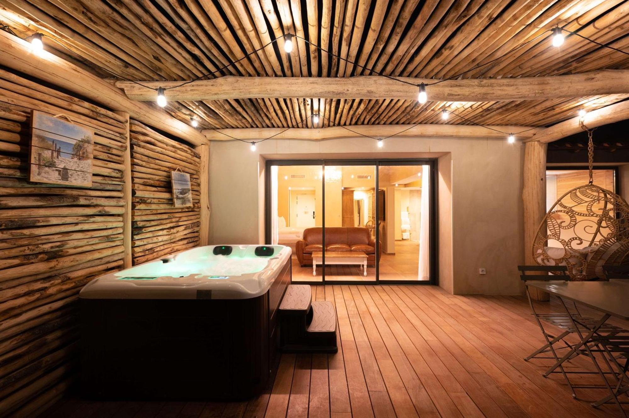 Le Hameau Des Pesquiers & Spa, Curio Collection By Hilton Hotel Hyeres