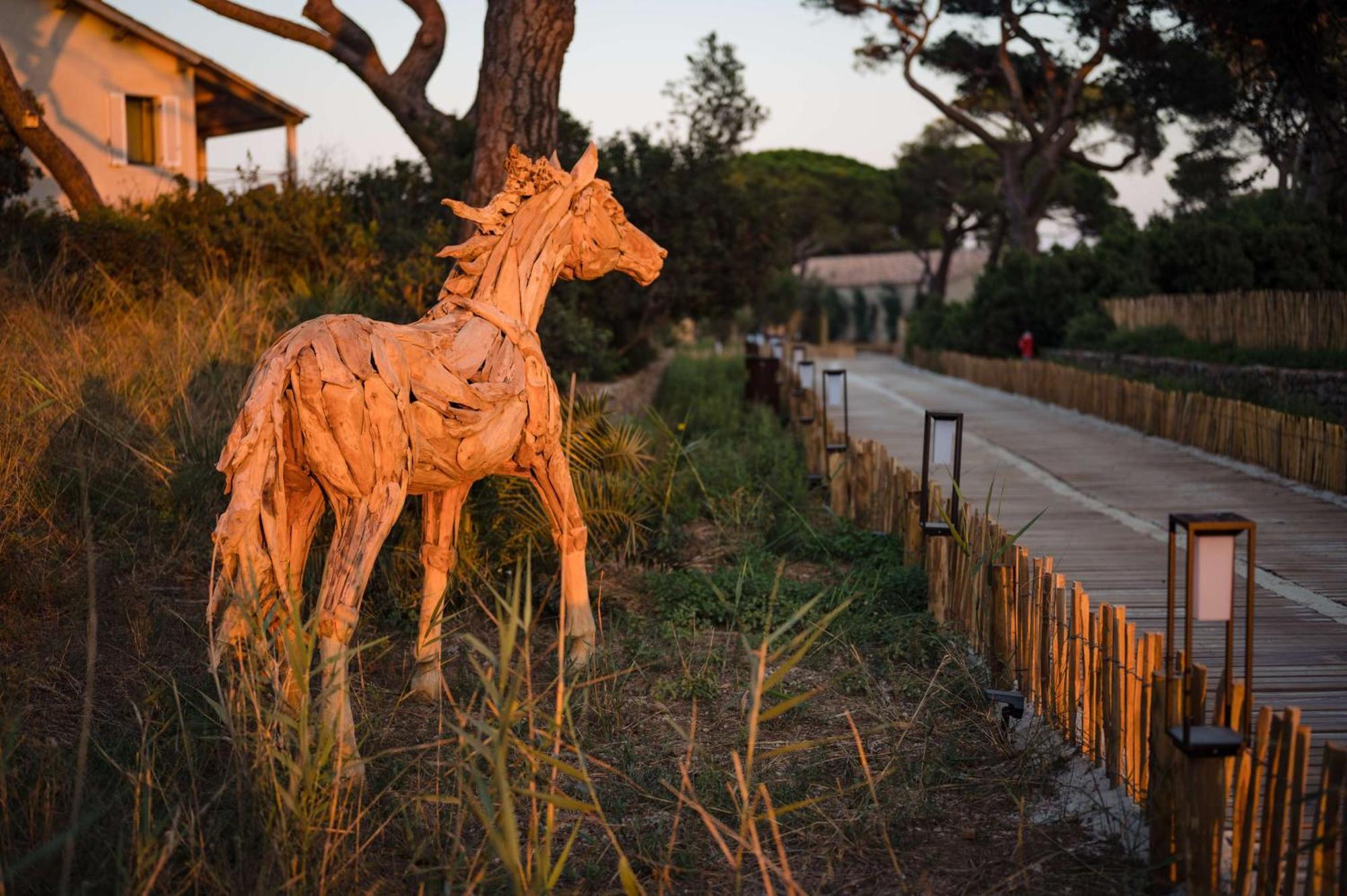 Le Hameau Des Pesquiers & Spa, Curio Collection By Hilton Hotel Hyeres