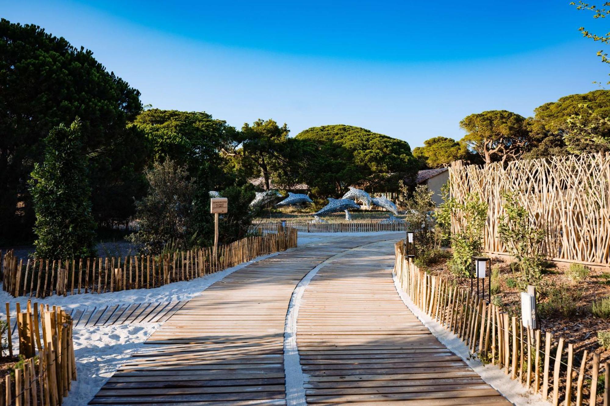 Le Hameau Des Pesquiers & Spa, Curio Collection By Hilton