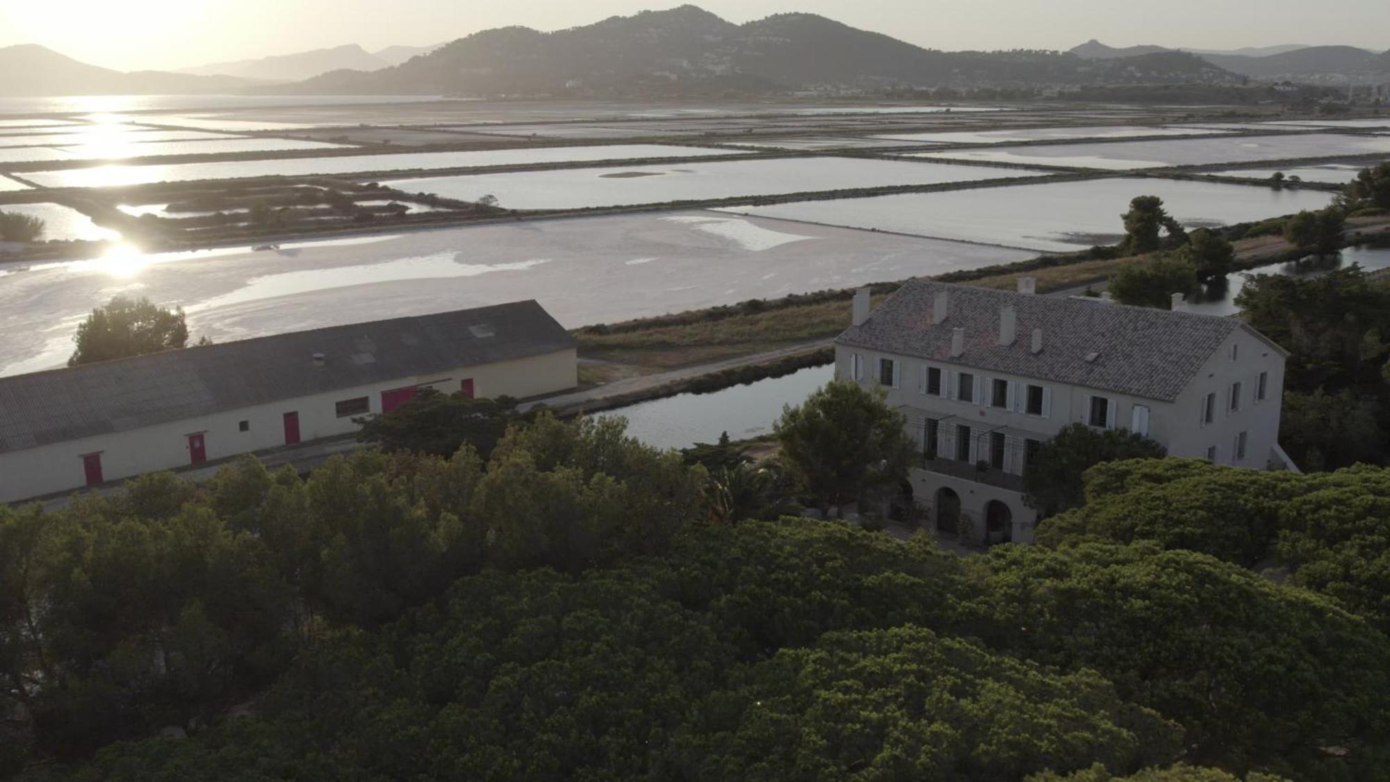 Le Hameau Des Pesquiers & Spa, Curio Collection By Hilton 5*